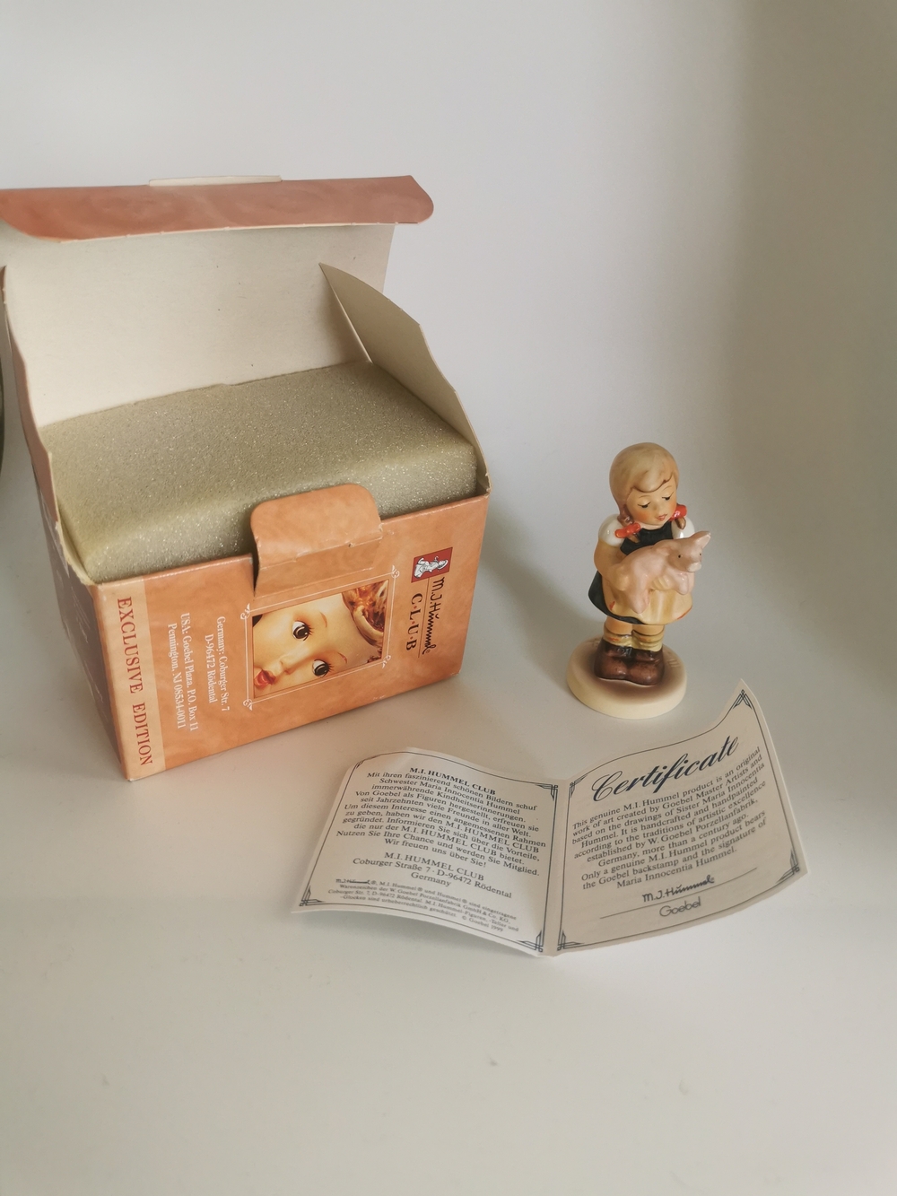 Vintage Hummel Goebel Figure in Box Pigtails 1382 Hum 2052